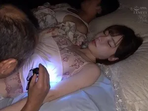 [Fat ass bitch 4] Bản gốc + âm thanh gốc bitch thủ dâm bằng ngón tay